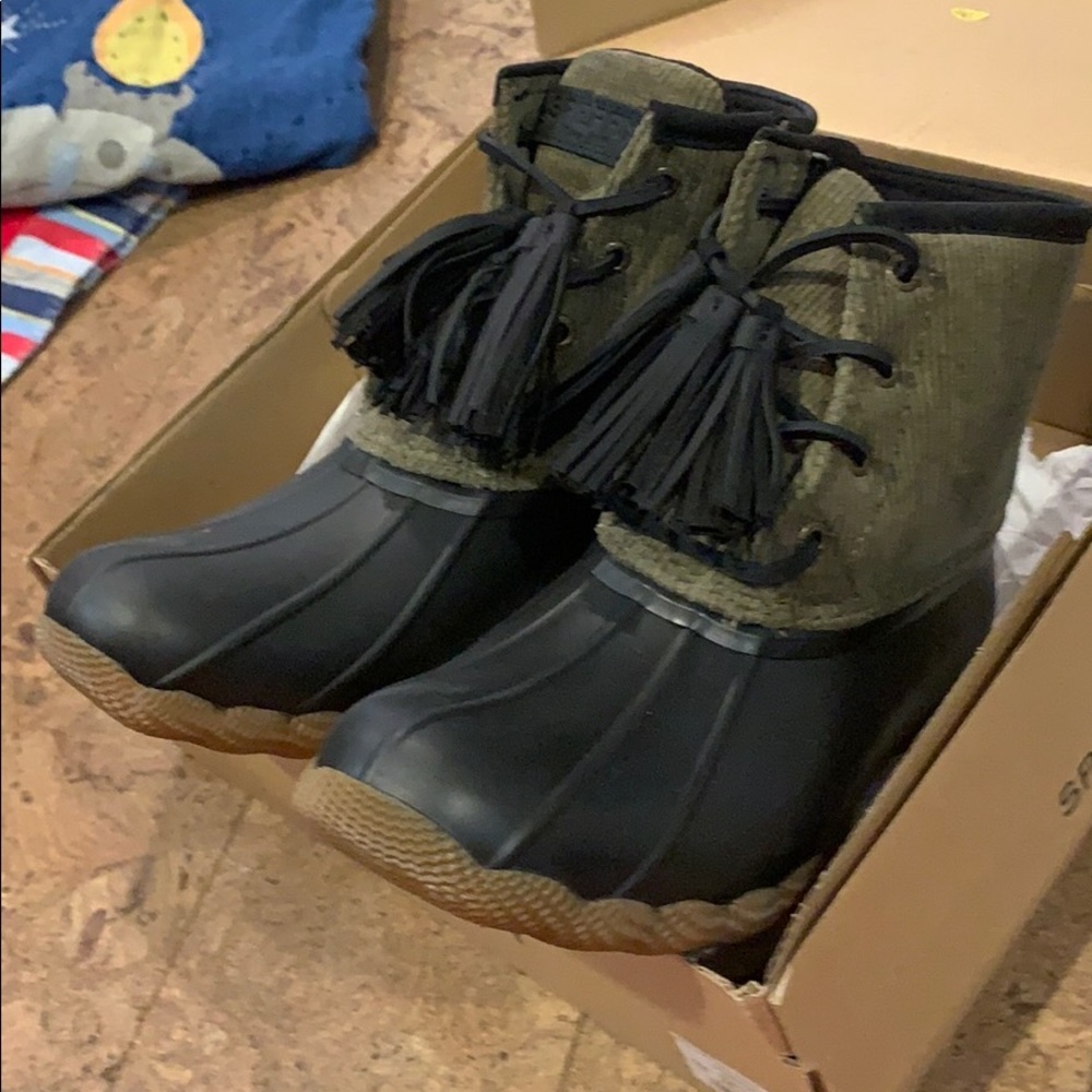 Sperry Saltwater Tassel Boots